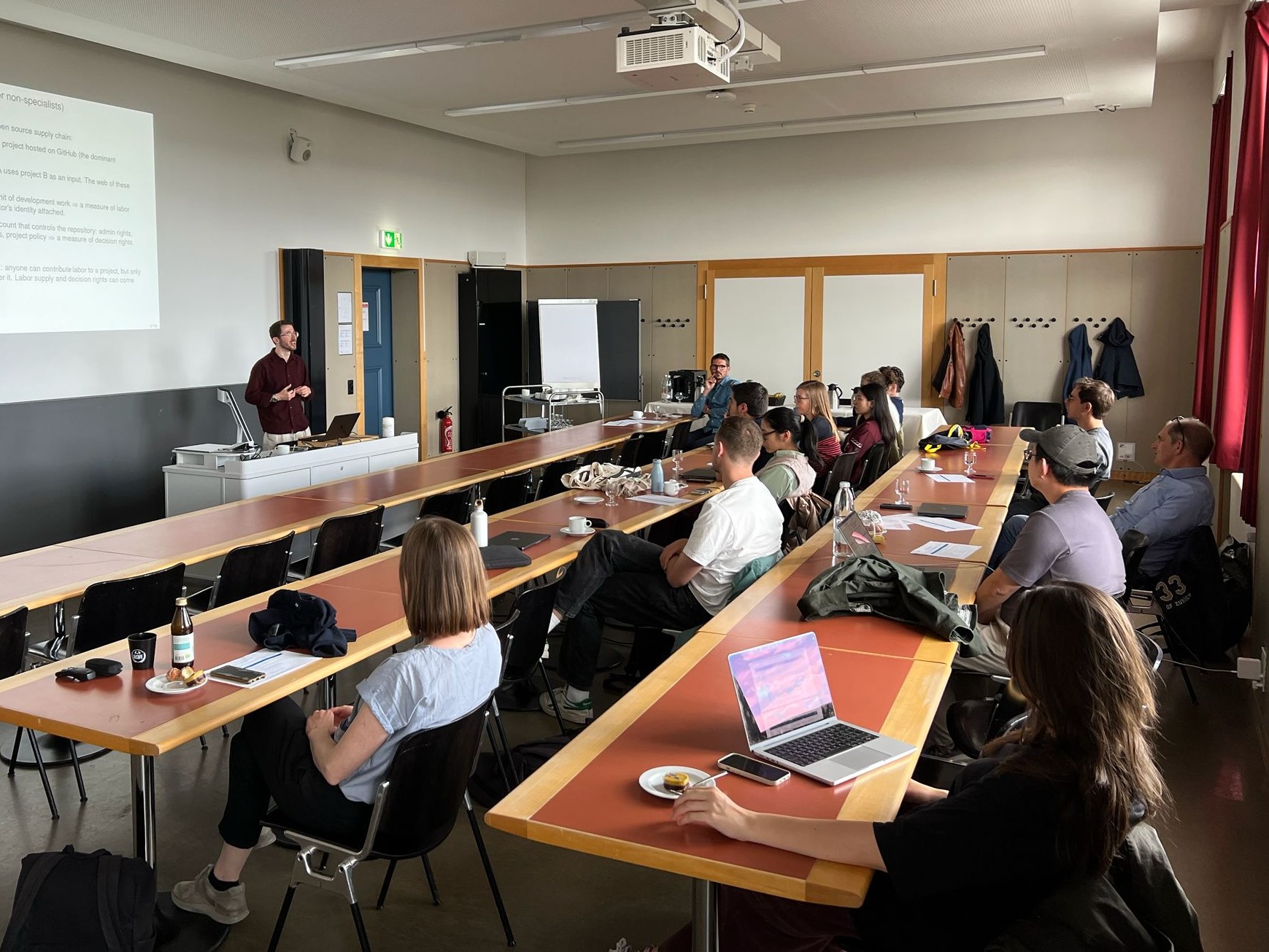 Presentation during the Workshop on Digital Platforms